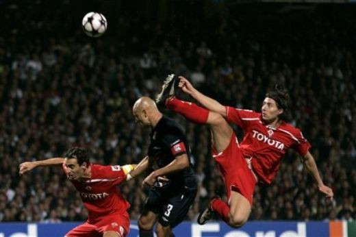 FOTO: Italienii il CRITICA pe Mutu dupa Lyon 1-0 Fiorentina: 