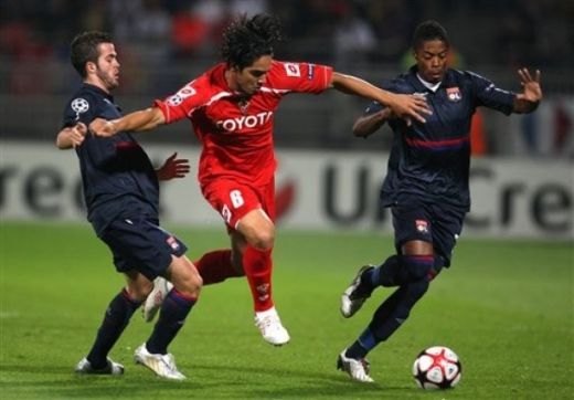 FOTO: Italienii il CRITICA pe Mutu dupa Lyon 1-0 Fiorentina: