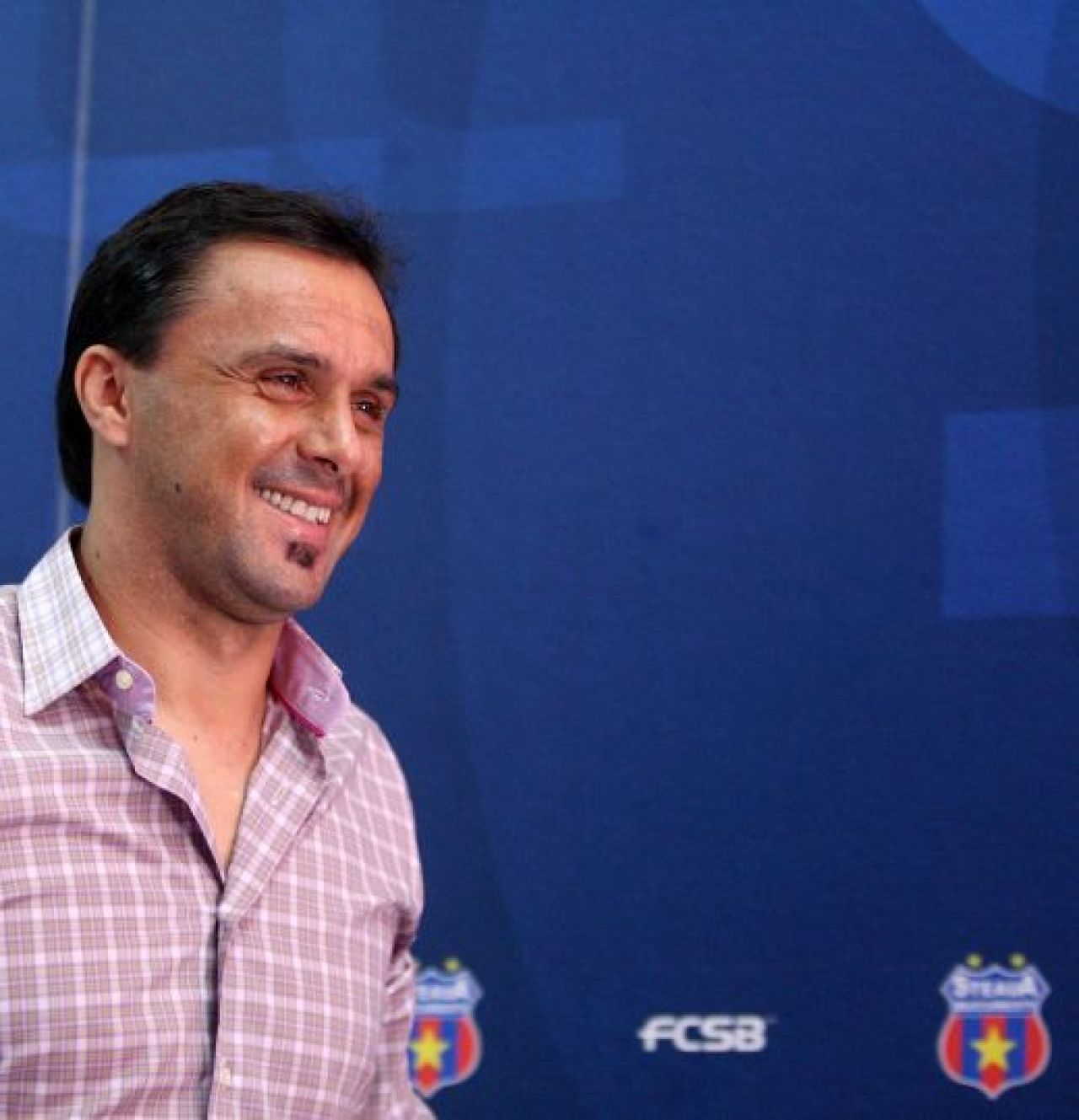 Steaua, antrenament cu scandal cu Stoichita!!! Vezi ce au facut suporterii!_3