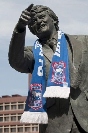 FOTO / Popescu, Mourinho, Ronaldo si Guardiola cu Sir Bobby Robson_2