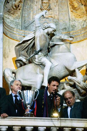 FOTO / Popescu, Mourinho, Ronaldo si Guardiola cu Sir Bobby Robson_42