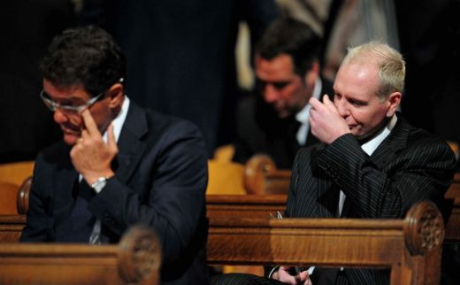 FOTO / Popescu, Mourinho, Ronaldo si Guardiola cu Sir Bobby Robson_40