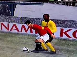 VIDEO fantastic! Cristiano Ronaldo, facut gay in jocurile pe calculator :))