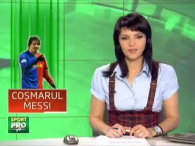 FOTO: Sepsi l-a facut KO pe Messi in Racing - Barca! Vezi cum l-a faultat