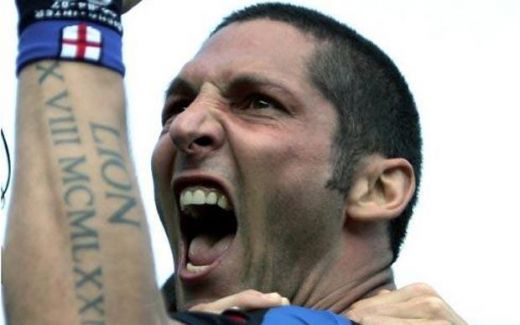 Vezi aici TOP 10 cei mai tatuati fotbalisti:_5