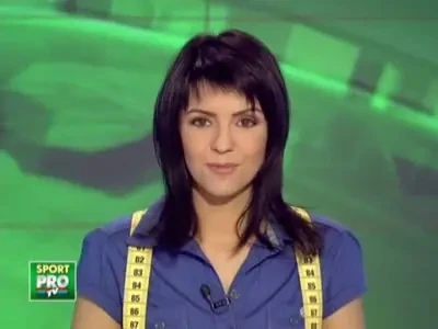 VIDEO: Fanele au tabarat pe printul Cristea la Medias!