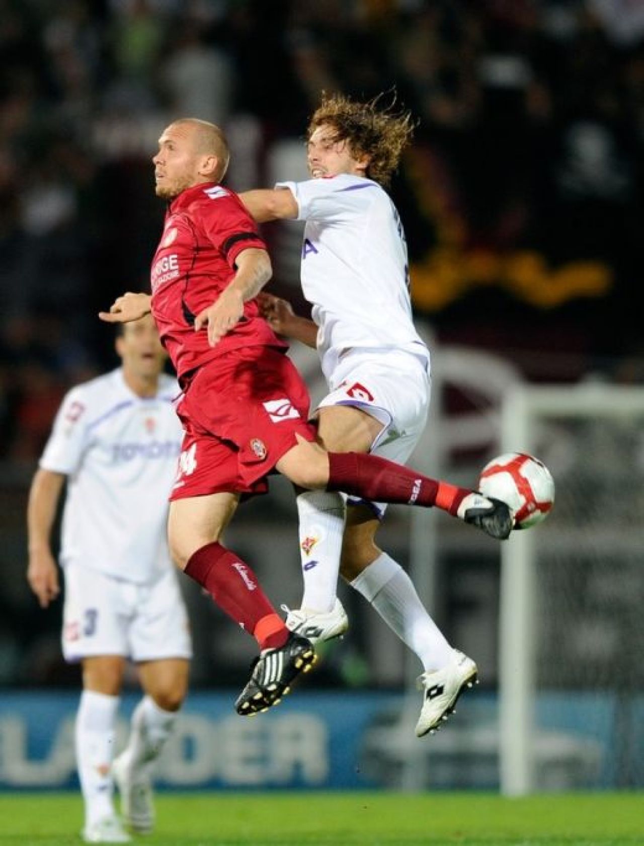 Zile numarate pentru Mutu la Fiorentina? Ce pusti de 19 ani adus pe 8 mil il scoate din echipa_7