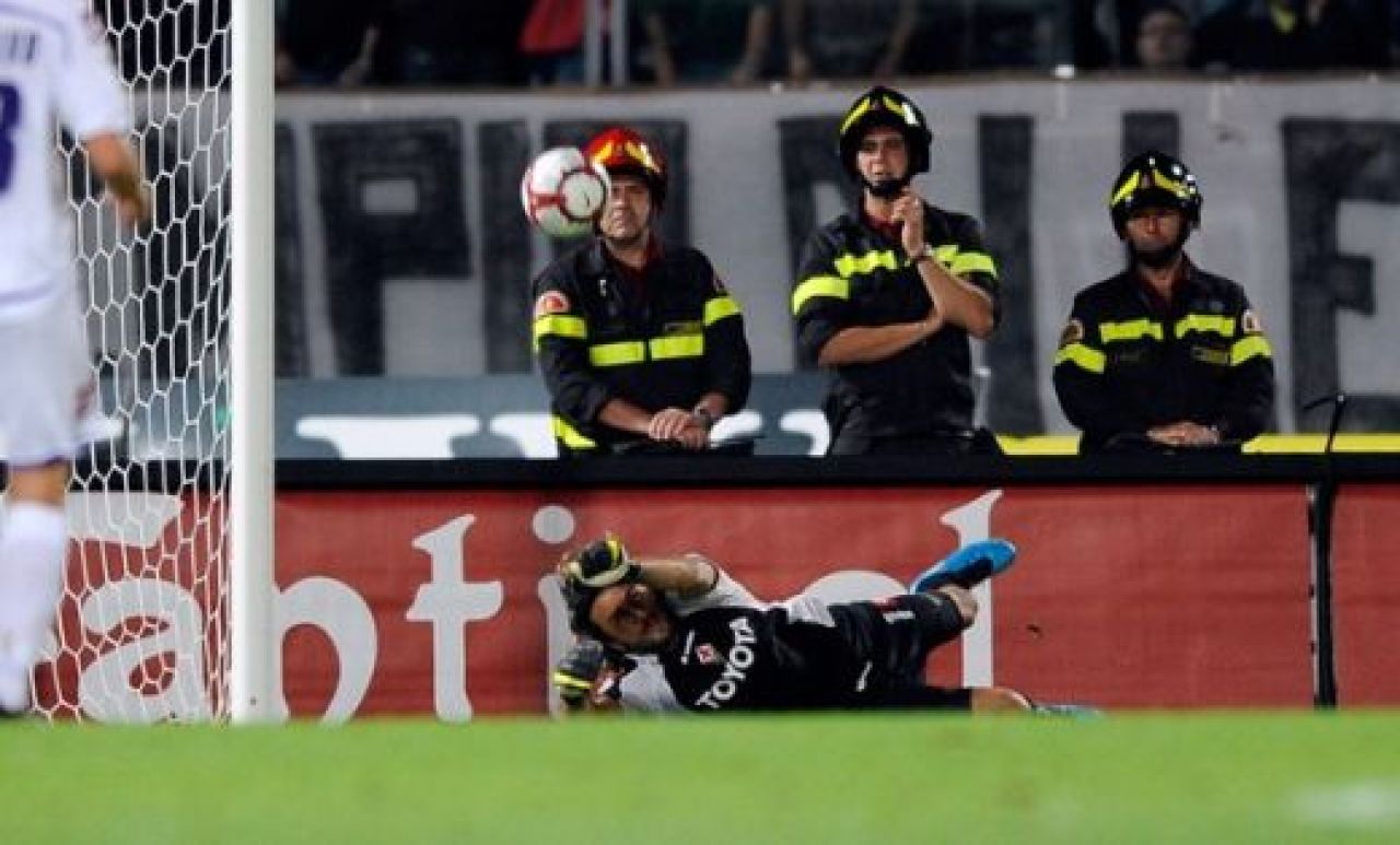Zile numarate pentru Mutu la Fiorentina? Ce pusti de 19 ani adus pe 8 mil il scoate din echipa_14