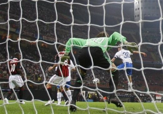 FOTO! Imaginea umilintei! AC Milan, umilita dupa 13 ani de Zurich!_4