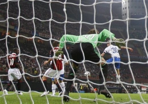 FOTO! Imaginea umilintei! AC Milan, umilita dupa 13 ani de Zurich!_4