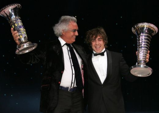 FOTO / Alonso a semnat cu Ferrari! Cariera lui Alonso in imagini_9