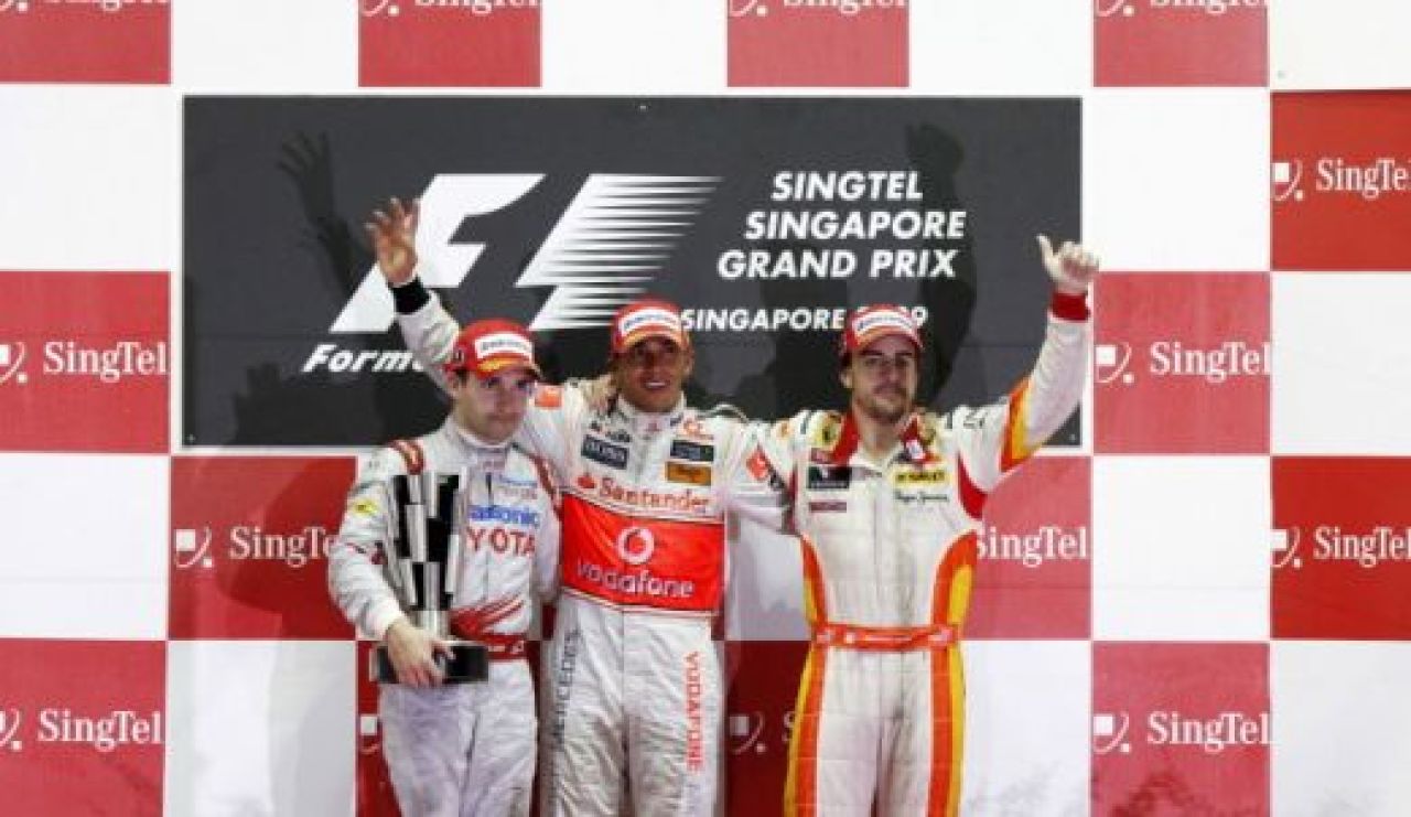 FOTO / Alonso a semnat cu Ferrari! Cariera lui Alonso in imagini_11
