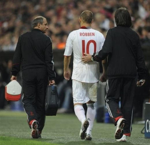 FOTO: Robben s-a rupt pentru o luna! Vezi accidentarea_6