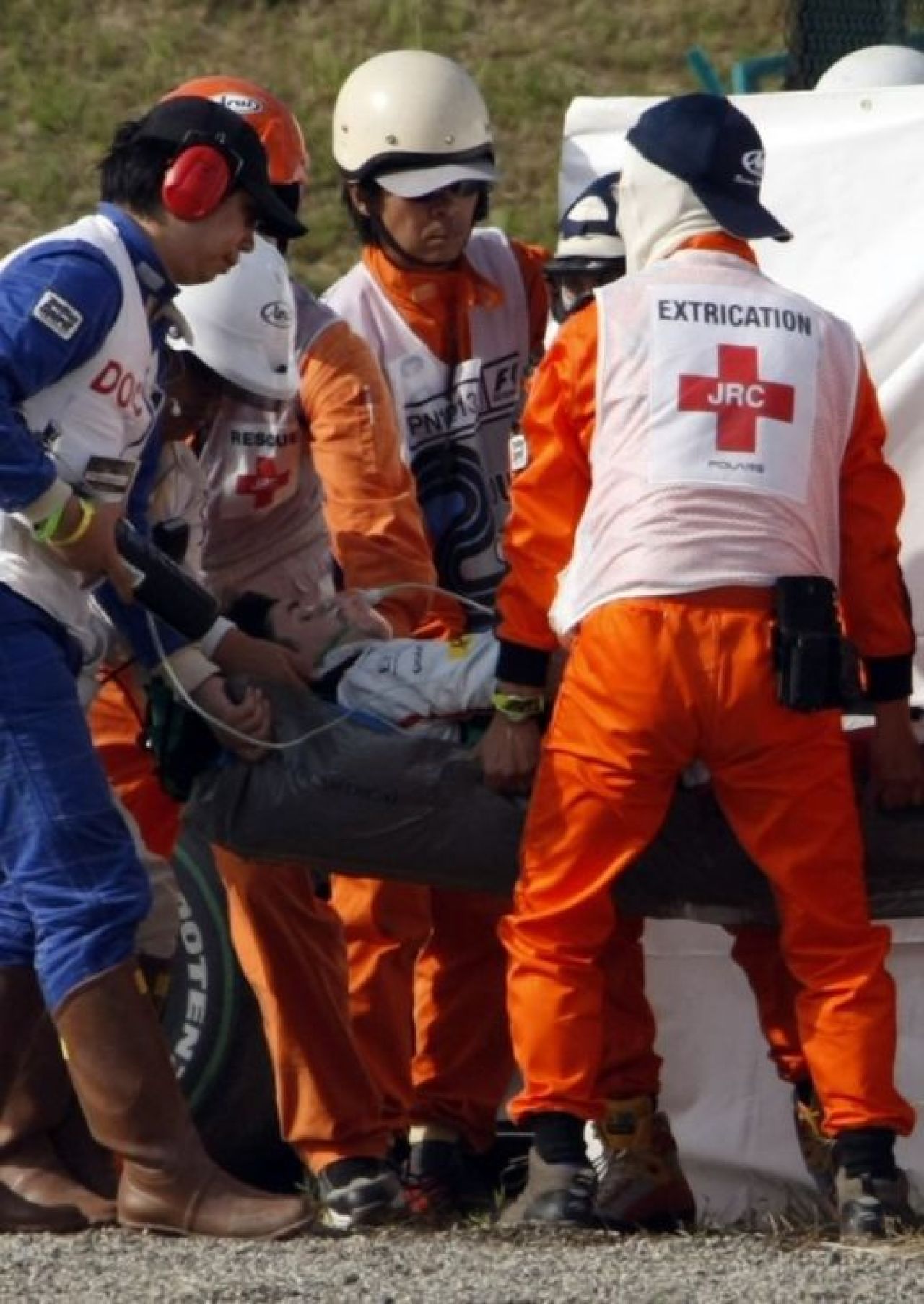 VIDEO: 5 piloti penalizati la Suzuka, Timo Glock, accident oribil!_3