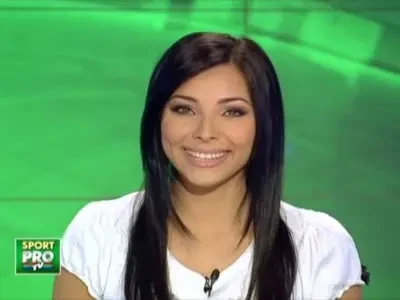 Tamas si Moti, cei mai tari la FIFA 2009!&nbsp;VEZI cum a fost invins Razvan!