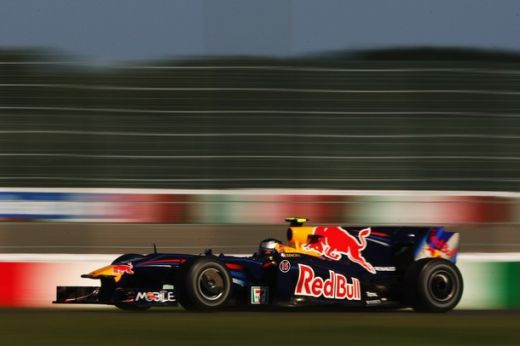 Vettel a castigat in Japonia si pastreaza sanse la titlul mondial!_12