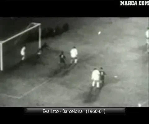 VIDEO / Care este cel mai frumos gol cu capul din istorie?