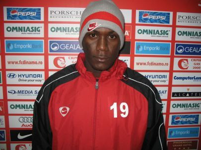 Lupta pentru cea mai mare laba din Romania! Njock sau Darwin?