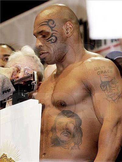 Vezi o galerie foto cu cele mai tari tatuaje ale sportivilor_15