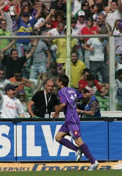 Mutu - idolul Florentei_3