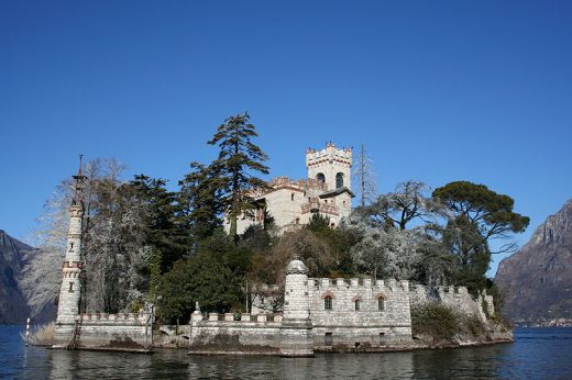 Insula fratiei intre Gigi Becali si Berlusconi_3