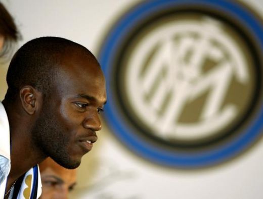 Internazionale Milano l-a luat pe Suazo_1