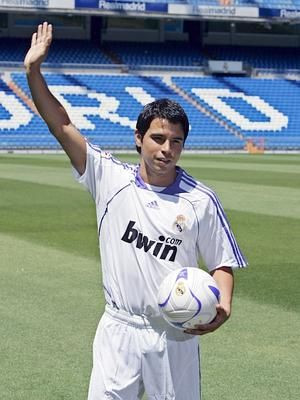 Saviola a fost prezentat la Real Madrid_2