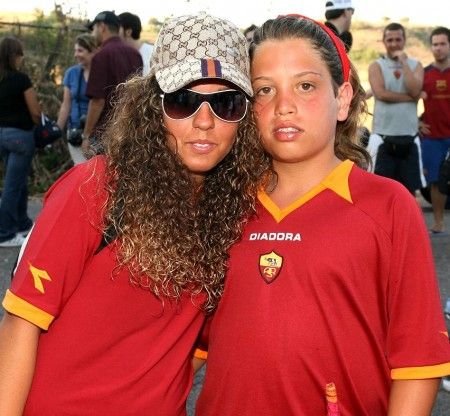 Vezi ce l-a asteptat pe Chivu in cantonamentul de la Trigoria_7