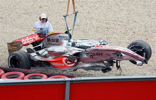 Hamilton - la un pas de moarte la Nurburgring_2