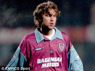 Raducioiu si Moldovan, in topul celor mai SLABI atacanti din istoria Premier League_2