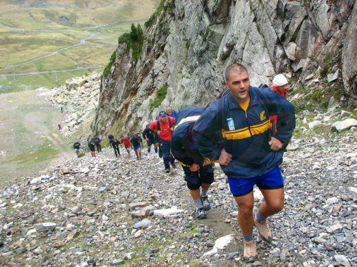 Nationala de rugby a Romaniei se antreneaza in munti_3