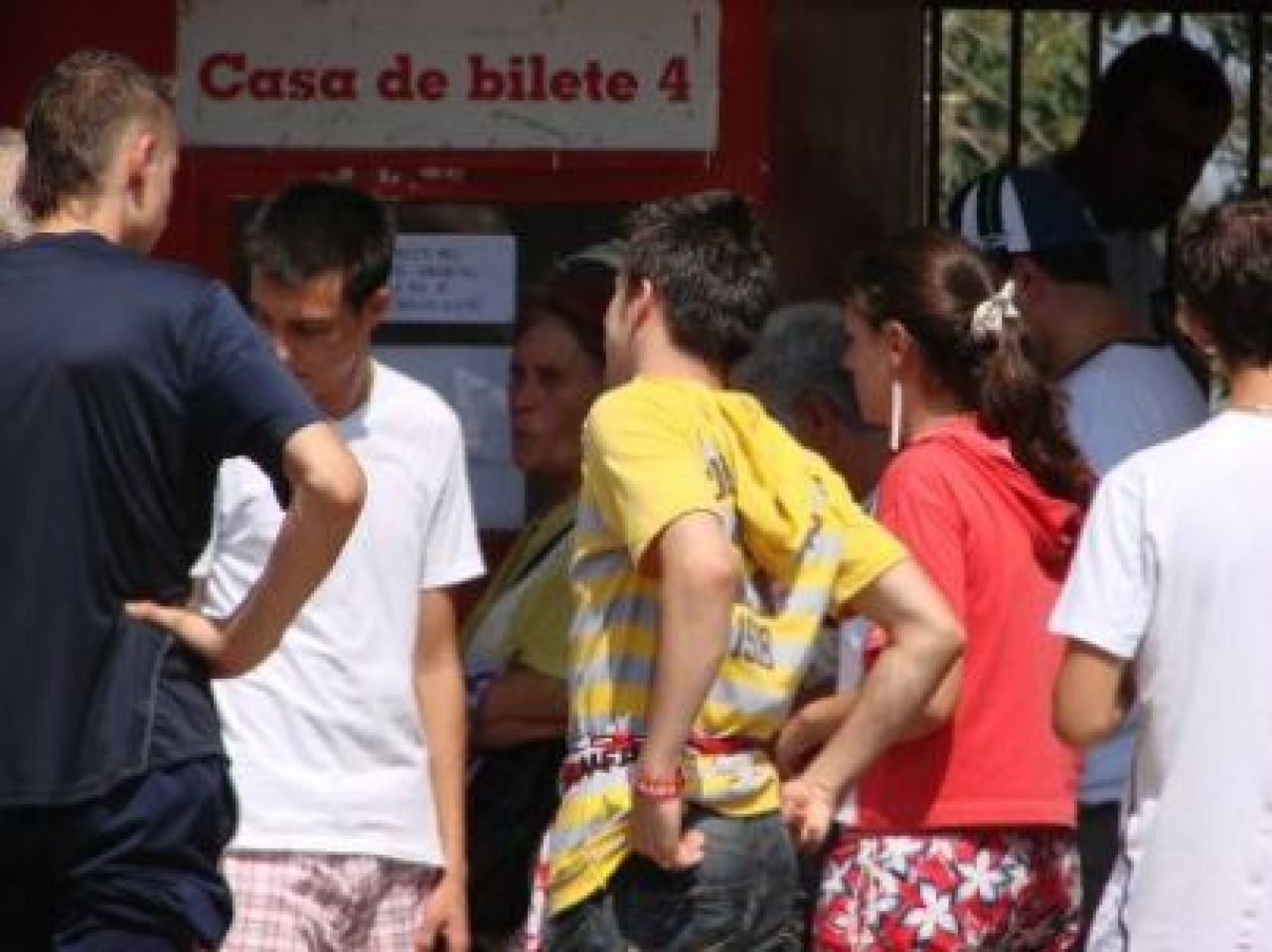 Agitatie la casele de bilete pentru Dinamo - Lazio!_1