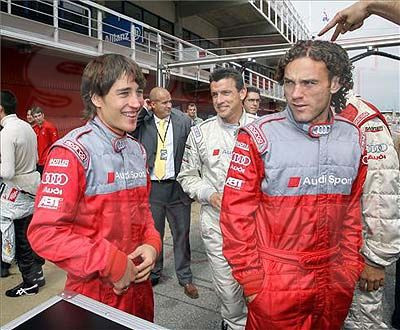 Vezi cum se distreaza fotbalistii Barcelonei!