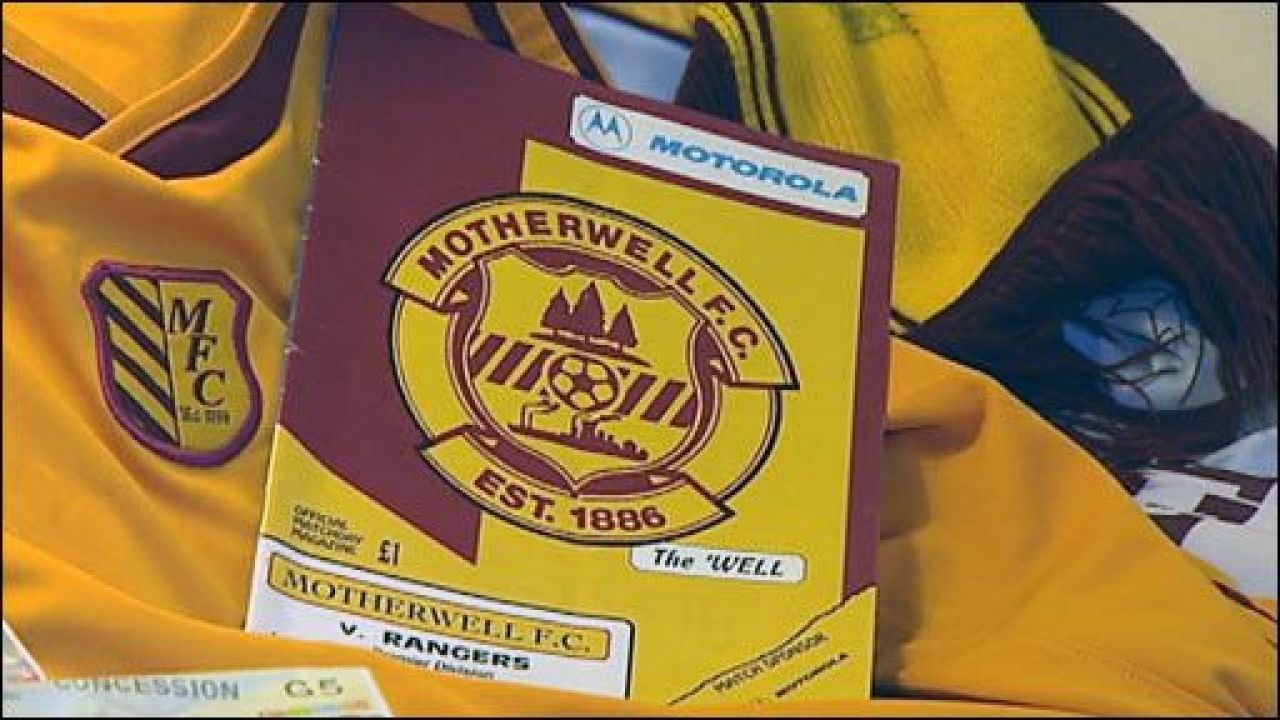Iubire fara limite! Un scotian si-a schimbat numele in Motherwell Football Club! :)_2