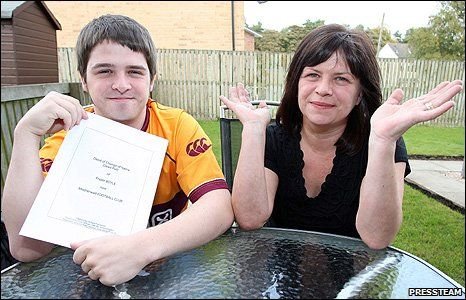 Iubire fara limite! Un scotian si-a schimbat numele in Motherwell Football Club! :)_4