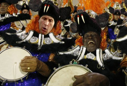 Elefantul Iancu, Batman-Zenga, contele Padureanu, Carnavalul Rio - Meme si fiara Lacatus, imbracati de Halloween!_9