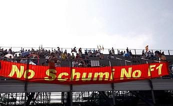 Fanii il vor inapoi la Ferrari, Schumacher prefera motocicletele!