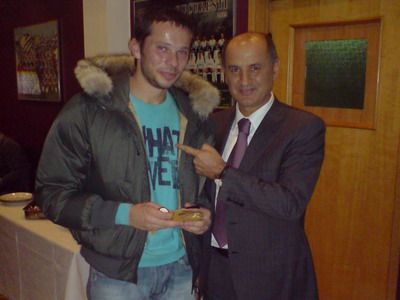Vezi ce cadou i-a facut Copos lui Bozovici!_6