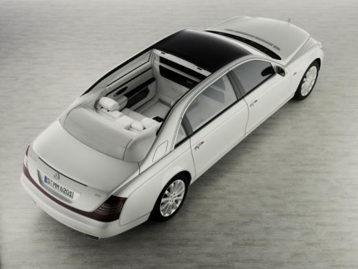 O noua ispita pentru Becali: Maybach 62 Landaulet