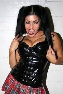 Diva Shelly Martinez se apuca din nou de filme XXX?_8