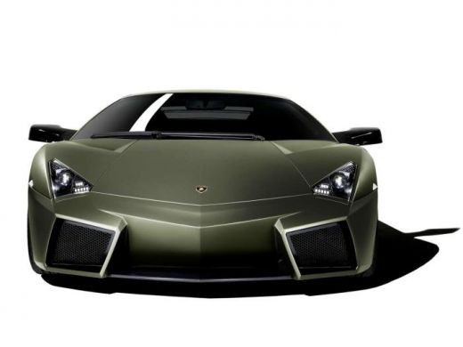 Ai vrea sa te iei la intrecere cu avioanele? Atunci va trebui sa-ti iei un Lamborghini Reventon!_4