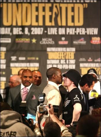 Hatton l-a amenintat cu moartea pe Mayweather!_7