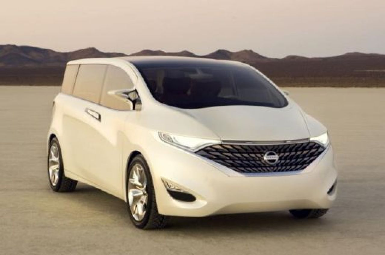 Japonezii revolutioneaza masinile de familie: apare noul Nissan Forum Concept!_1