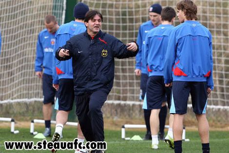 Dica si Habibou s-au antrenat cu Steaua! Vezi imagini de la antrenamentul Stelei de luni seara!_8