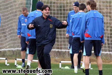 Dica si Habibou s-au antrenat cu Steaua! Vezi imagini de la antrenamentul Stelei de luni seara!_8