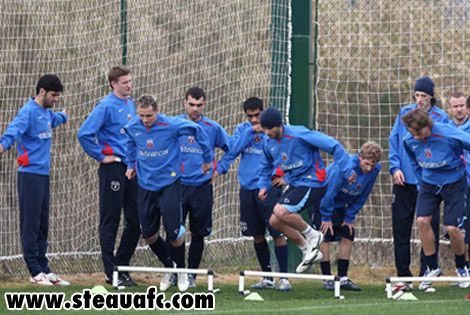 Dica si Habibou s-au antrenat cu Steaua! Vezi imagini de la antrenamentul Stelei de luni seara!_9