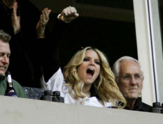 Jessica Simpson l-a innebunit pe Tony Romo, care nu mai exista ca fotbalist!_2