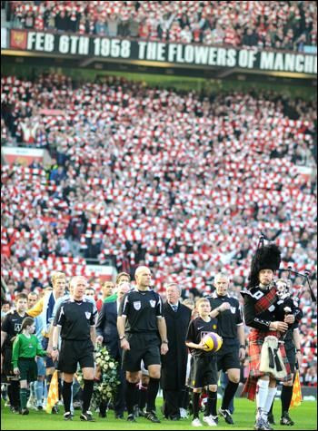United si City, unite la 50 de ani de la tragedia aviatica din Munchen! Vezi imagini!_2