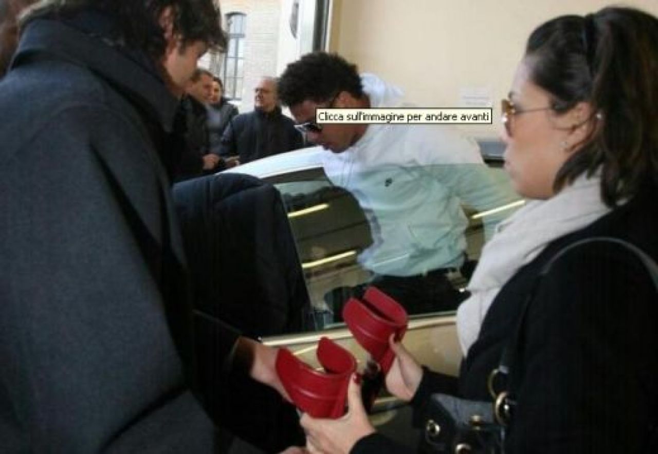Exclusiv! Fotografii cu Ronaldo la clinica din Paris inainte de operatie!_1