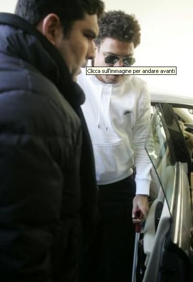 Exclusiv! Fotografii cu Ronaldo la clinica din Paris inainte de operatie!_2